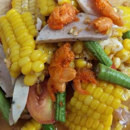 ตำข้าวโพดหมูยอ