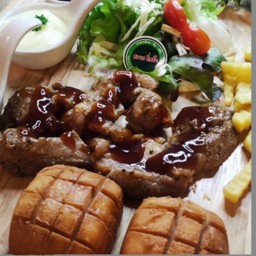 สเต๊กสันคอหมู