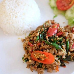 ข้าวราดกะเพราหมูสับ