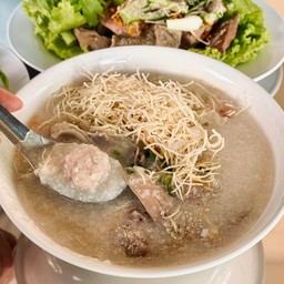 โจ๊กหมูเครื่องใน