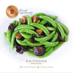 ถั่วลันเตาผัดเกาลัด ( มังสะ )