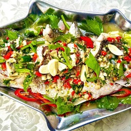 ปลากะพงนึ่งมะนาว