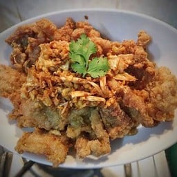 กระเทียมพริกไทย