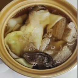 เกี๊ยวกุ้งเยื่อไผ่ (กลาง)