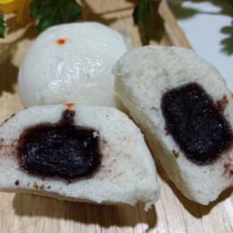 ซาลาเปาไส้ถั่วดำ (เจ)