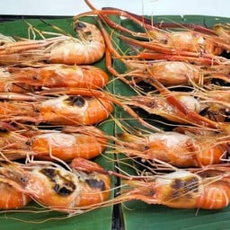 กุ้งเผาครึ่งโล