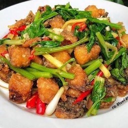 ผัดขึ้นฉ่าย (กับข้าว)