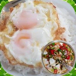 ข้าว ไข่ดาว    39.-
