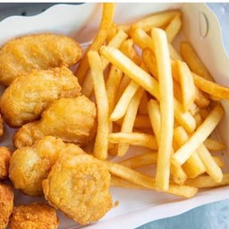 เกี๊ยวซ่าแอนด์ทาโกะยากิ