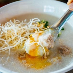 โจ๊กหมูไข่ลวก