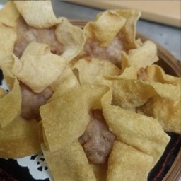 เกี๊ยวหมูทอด