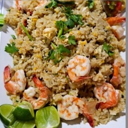 ข้าวผัด (กลาง)