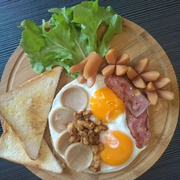 ไข่กระทะเครื่องแน่น+ชเวปส์มะนาวโซดา 1 กระป๋อง