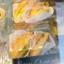 ครัวซองแฮมชีส 2ชิ้น