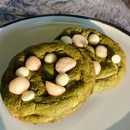 Matcha whitechoc macadamia