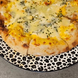(12 inches) Pizza Four cheese (V)