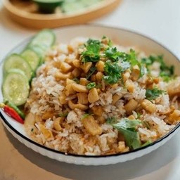 ข้าวผัดกากหมู