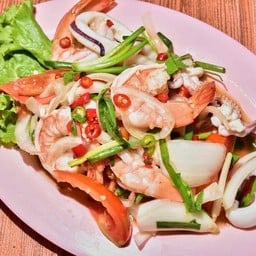 ยำรวมมิตรทะเล