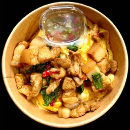 ข้าวไข่ข้น-กะเพราหมูสามชั้น