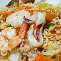 ยำมาม่ารวมมิตร