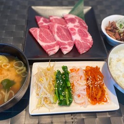 buta rosu  Bento