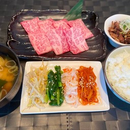 wagyu tokusen karubi  Bento