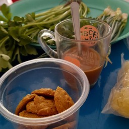 แม่ทอฝัน (ซูจี บะหมี่เกี๊ยว) สัตหีบ