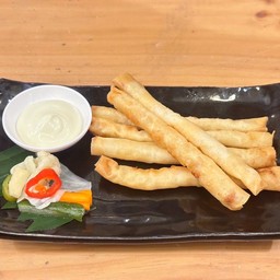 เอบิโรลกุ้งทอด