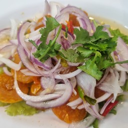 Spicy Egg Yolk Salad