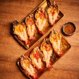 กุ้งแม่น้ำเผาจัมโบ้ 1 กก. & น้ำจิ้มซีฟู้ด