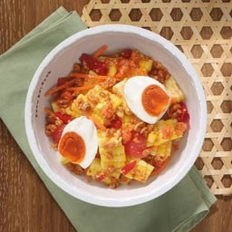 ส้มตำข้าวโพด-ไข่เค็ม