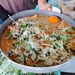 ข้าวซอยน้อยเหรียญทอง สาขา 2