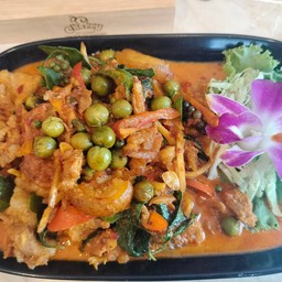 ผัดเผ็ดหมูป่า