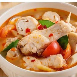 ข้าวต้มยำไก่