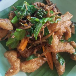 ปลาเก๋าผัดฉ่า (กับข้าว)