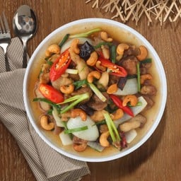 ไก่ผัดเม็ดมะม่วง