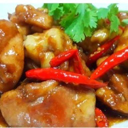 ข้าวไก่ผัดพริกสด