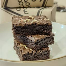 ซิกเนเจอร์ บราวนี่