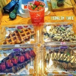 ติดกลิ่น คาเฟ่ / Tidklin Cafe ปู่เจ้าฯ