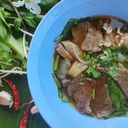 เนื้อตุ๋น-หมูตุ๋น ณ ท่าช้าง