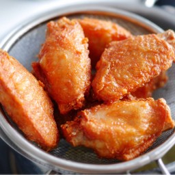 ปีกไก่ทอด