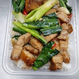 ตามสั่งกระเพราพริกแห้ง&ไข่ข้น&ผัดไท หอยทอด เก้ากิโล สาขา2