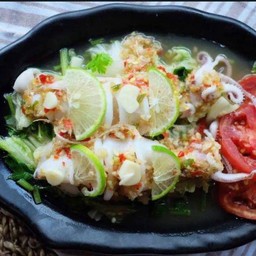 ปลาหมึกนึ่งมะนาว