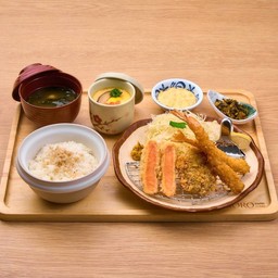 เซตรวมซีฟู้ด (แซลมอน, หอยนางรม, กุ้ง)