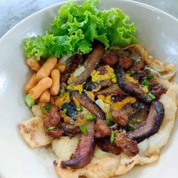 ก๋วยเตี๋ยวคั่วเห็ดหอม