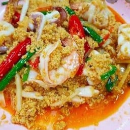 กุ้งผัดผงกะหรี่