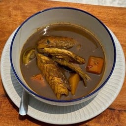 แกงไตปลา (กับข้าว)