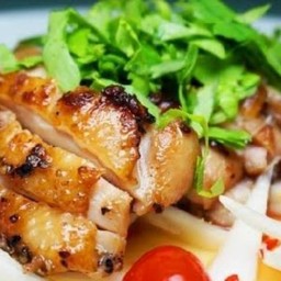 ยำไก่ย่าง ฮาลาล