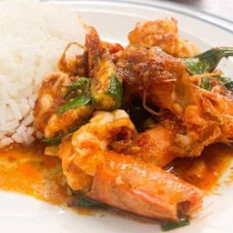 ข้าวกุ้งผัดพริกแกง