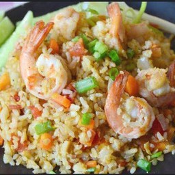[อร่อยซ่ากับโค้ก] ข้าวผัดกุ้ง +  โค้ก ออริจินัล (กระป๋อง)